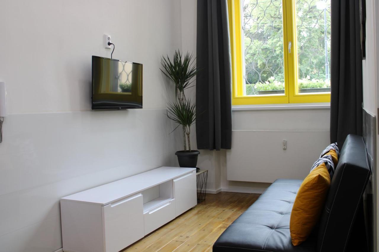 Lyly Apartment - Modern Apartment With Free Parking 布拉格 外观 照片