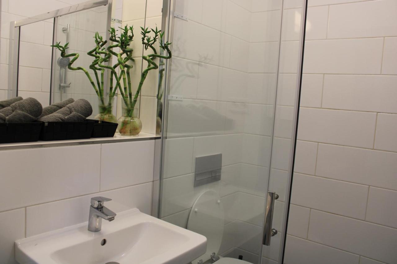 Lyly Apartment - Modern Apartment With Free Parking 布拉格 外观 照片