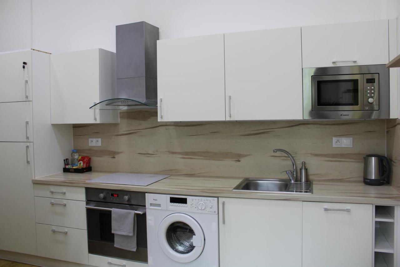 Lyly Apartment - Modern Apartment With Free Parking 布拉格 外观 照片