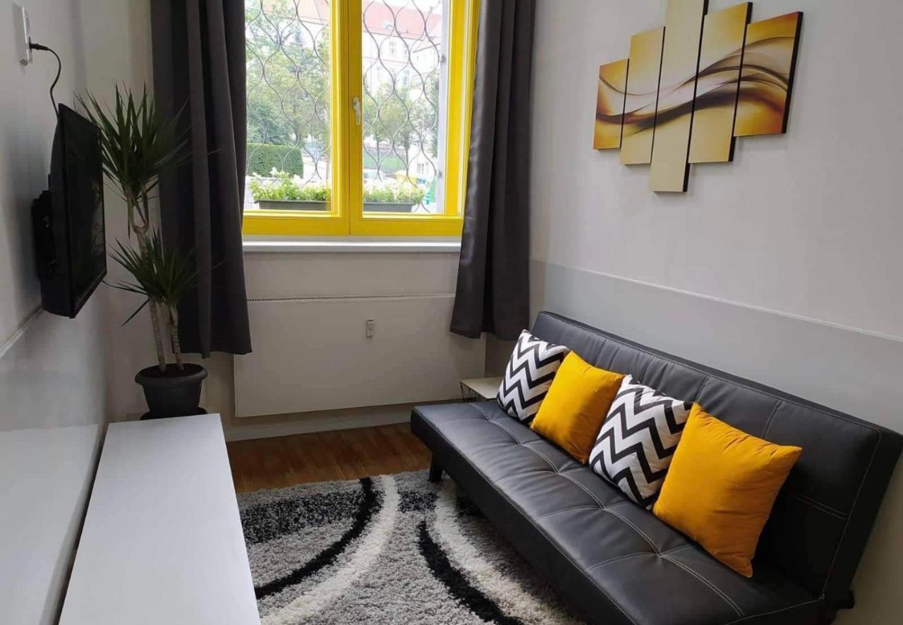 Lyly Apartment - Modern Apartment With Free Parking 布拉格 外观 照片